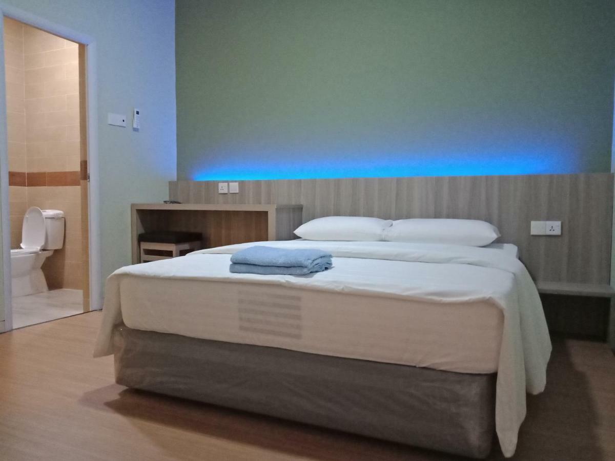 Sleeprest @ Golden Prima Otel Batam Dış mekan fotoğraf